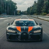 Cận cảnh siêu xe Bugatti Chiron Super Sport 300+ trị giá 120 tỷ-4