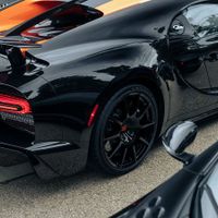 Cận cảnh siêu xe Bugatti Chiron Super Sport 300+ trị giá 120 tỷ-3