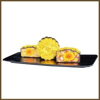 Bánh Trung thu hãng nào "đắt khét" nhất mùa Rằm năm nay? Loại đắt nhất hơn 6 triệu đồng&frasl;hộp - Ảnh 2.