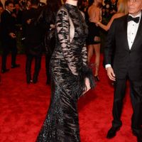 Những bộ cánh ấn tượng nhất lịch sử Met Gala-4
