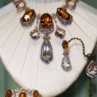 BST trang sức Dolce & Gabbana Alta Gioielleria 2021 - Xa xỉ nhất địa hạt thời trang-3