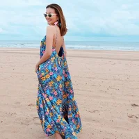 Có 1 mẫu đầm khiến sao nữ Vbiz mê mệt: Thoải mái level max nhưng lại khiến nhiều cô vướng vào nghi vấn có bầu - Ảnh 1.