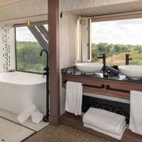 KRUGER SHALATI: THE TRAIN ON THE BRIDGE - Hostel Reviews (South  Africa/Skukuza) - Tripadvisor