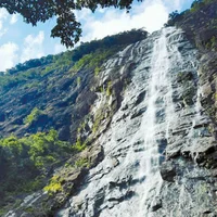 Bạch Mã trên đỉnh Trường Sơn