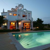 Stylish Villa with Large Private Pool ,Walled Garden &amp; Sea Views very quiet - - Vale Navio