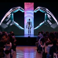 robot hình người Optimus