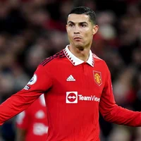 ronaldo-cham-dut-hop-dong-tai-manchester-united-va-khong-nhan-boi-thuong-hop-dong-1669222462.jpeg