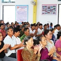Chủ tịch UBND tỉnh Nghệ An dự ngày hội Đại đoàn kết tại huyện Nam Đàn