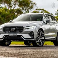 Volvo XC60 Recharge giành giải Xe của năm 2022 tại Việt Nam