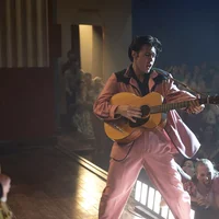 Phim về huyền thoại âm nhạc Elvis Presley tung trailer đầu tiên