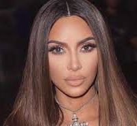Kim Kardashian tiếp tục mở rộng kinh doanh sang lĩnh vực chăm sóc da