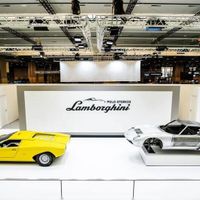 Những tiếng “gầm rú” trên siêu xe Lamborghini V12 sắp bị đặt “dấu chấm hết”