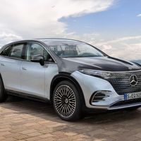 Mercedes SUV EQS 2023