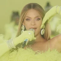 Beyoncé mở đầu Lễ trao giải Oscar lần thứ 94 với ca khúc Be Alive