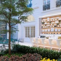 Dior 30 Montaigne Paris