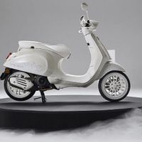 Justin x Vespa