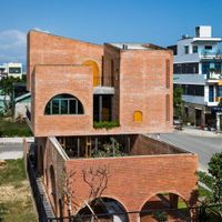 Cuckoo House by Tropical Space in Da Nang, Vietnam