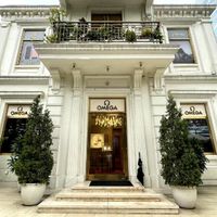 Bên trong Omega Boutique chính hãng đầu tiên tại Hà Nội