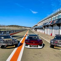 Porsche 718 Cayman GT4 ePerformance tiết lộ tiềm năng của mẫu Mission R