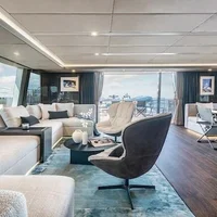 Nhìn từ rượu bia. Hình ảnh: Sunreef