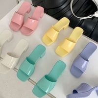 f00bdef8bf7a645f66f2c043511cc3db-2.jpg