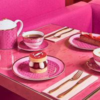 Jimmy Choo mở quán cafe tại London