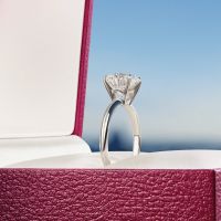 BST trang sức nhẫn cưới đơn giản nhưng đăng cấp từ Bulgari