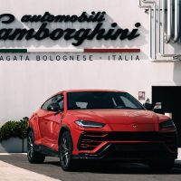 xe Lamborghini Urus