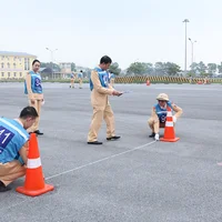 Học viên thực hành thiết kế bài học mẫu minh họa