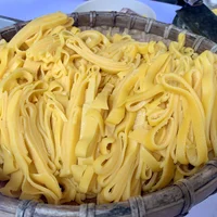 Sợi phở ngô vàng ươm