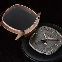 Giorgio Armani sản xuất đồng hồ