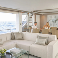 Chiêm ngưỡng bên trong du thuyền hạng sang Ocean Alexander 32E