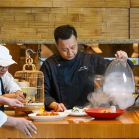 InterContinental Saigon giới thiệu thực đơn cua đặc biệt tại nhà hàng Yu Chu