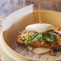 Ranh giới giữa “fusion cuisine” và sự chiếm dụng văn hoá