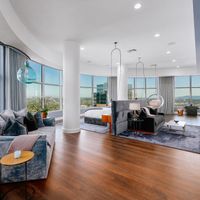 Ngôi sao nhạc Pop Rihanna tậu căn penthouse trị giá 21 triệu USD
