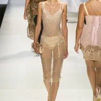 00070-dolce-and-gabbana-spring-2024-ready-to-wear-credit-gorunway.jpg