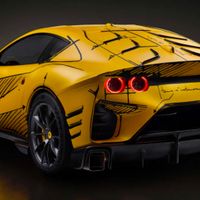 Siêu phẩm Ferrari 812 Competitionizione Tailor Made 