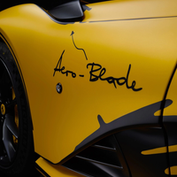 Siêu phẩm Ferrari 812 Competitionizione Tailor Made 