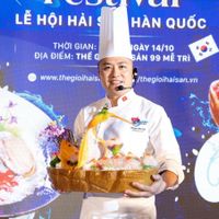 Đại sứ hữu nghị của Hà Nội tham gia Korean Seafood Festival