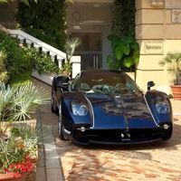 Siêu xe Pagani Utopia hơn 2 triệu USD đầu tiên được bàn giao cho khách hàng
