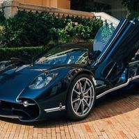 Siêu xe Pagani Utopia hơn 2 triệu USD đầu tiên được bàn giao cho khách hàng