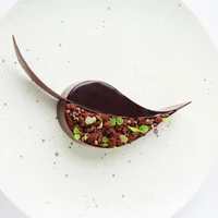 Món ăn thuộc nhà hàng đạt ba sao Michelin Maison Pic.