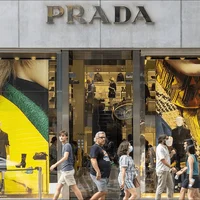 prada-group-min.png