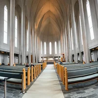 nha-tho-Hallgrimskirkja-ivivu-3