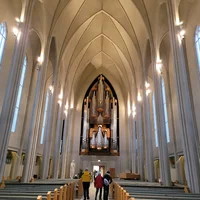 nha-tho-Hallgrimskirkja-ivivu-4