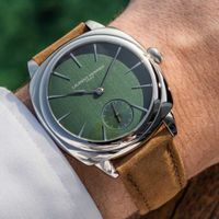  đồng hồ tối giản 