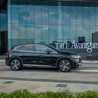 Mercedes EQE 500 4Matic – SUV thuần điện cỡ trung giá 4 tỷ đồng
