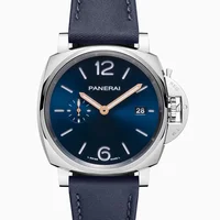 Panerai hợp tác Prada