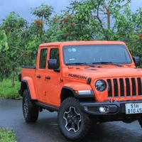 Jeep triệu hồi loạt xe Wrangler và Gladiator do lỗi camera và đèn cảnh báo lùi