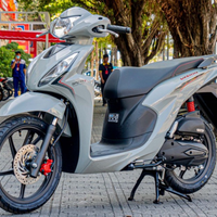 9-thang-viet-nam-tieu-thu-gan-2-trieu-xe-may-gia-xe-vision-giam-sau-20231020113715.jpg?rt=20231020113747
